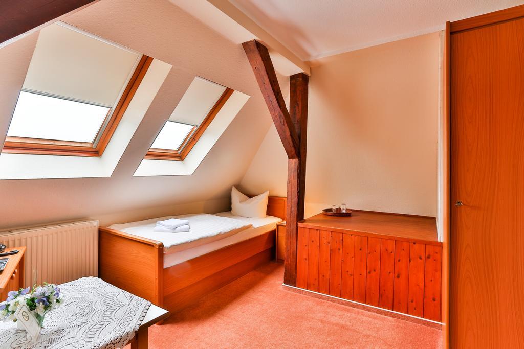 Hotel & Pension Villa Camenz Güstrow Zimmer foto