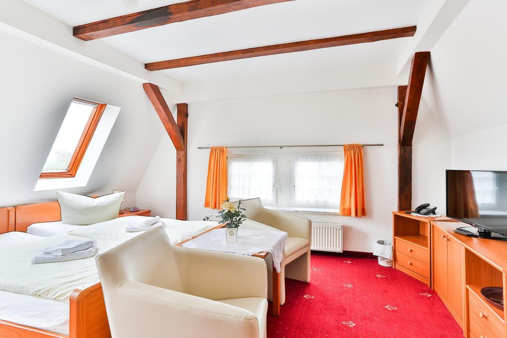 Hotel & Pension Villa Camenz Güstrow Zimmer foto